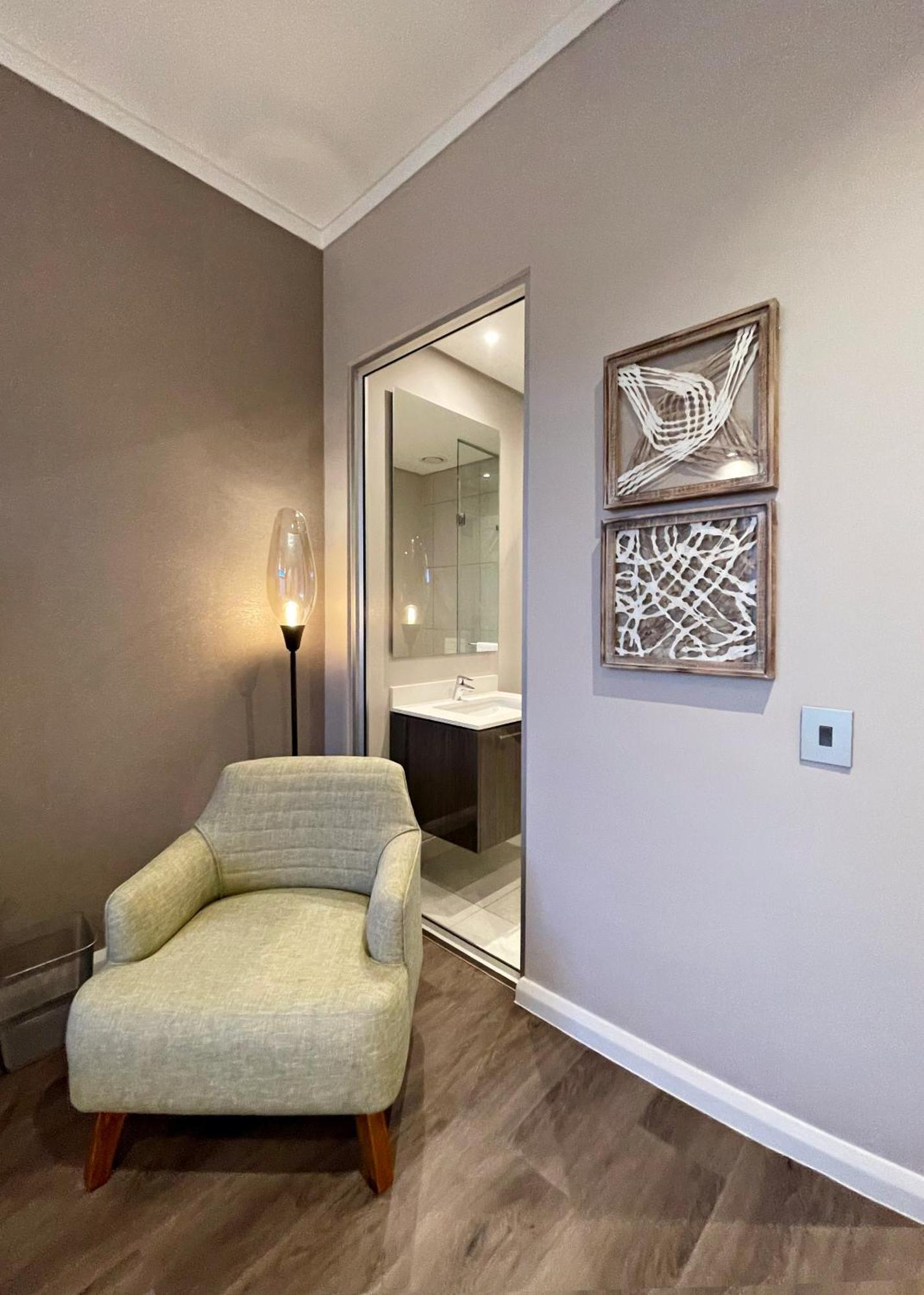 Menlyn Maine Luxury Rentals Pretoria-Noord エクステリア 写真