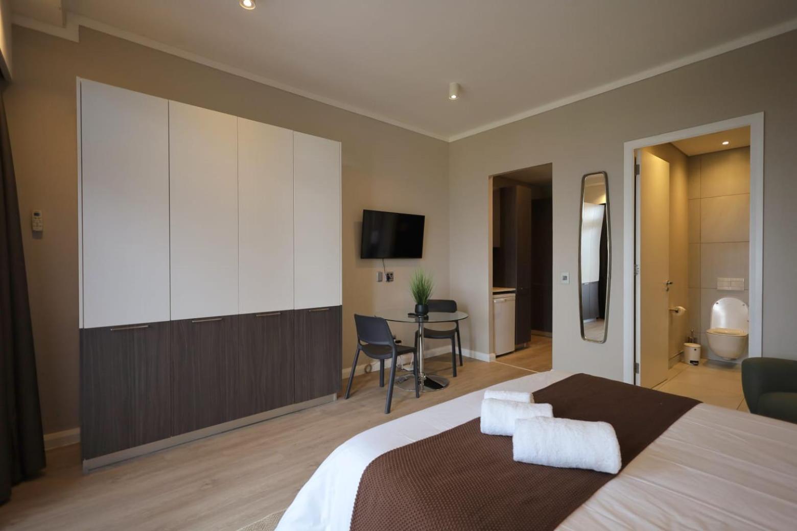 Menlyn Maine Luxury Rentals Pretoria-Noord エクステリア 写真