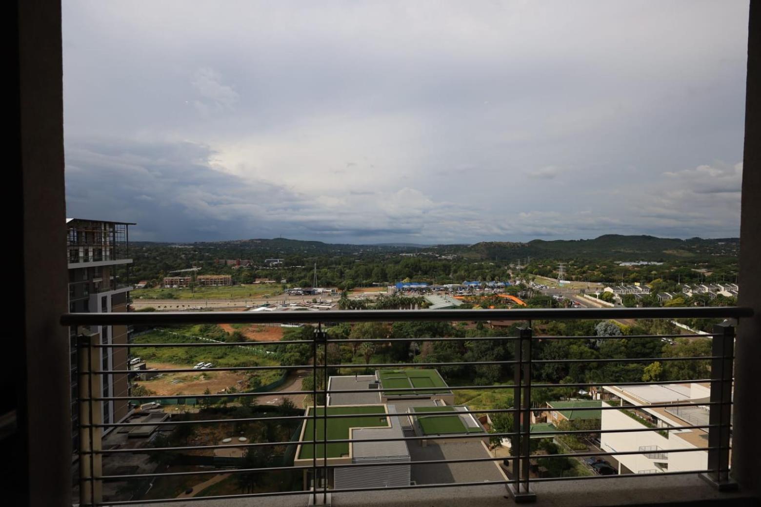 Menlyn Maine Luxury Rentals Pretoria-Noord エクステリア 写真